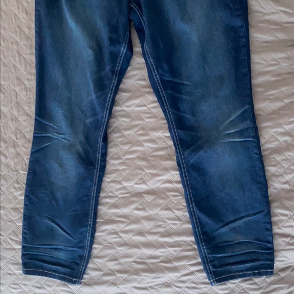 Maurices dark blue jeggings. Size XL-Short - Picture 2 of 5